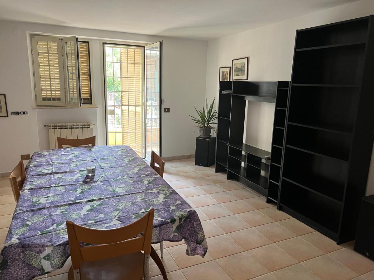 La Casa Di Vic Lägenhet Monterotondo  Exteriör bild