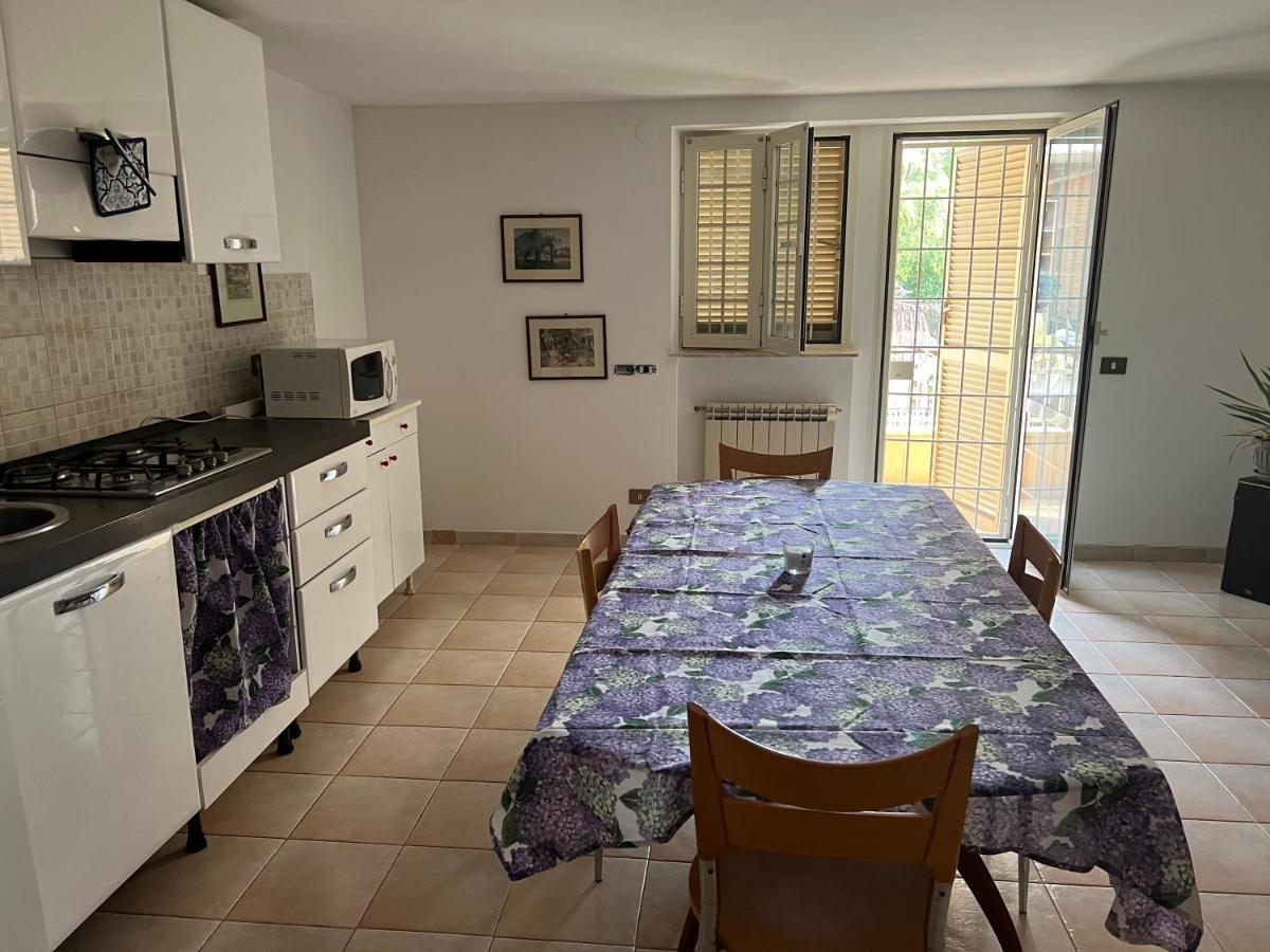 La Casa Di Vic Lägenhet Monterotondo  Exteriör bild